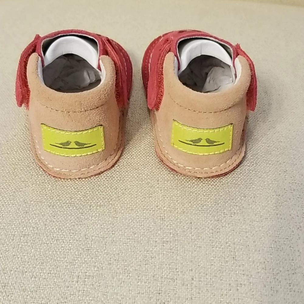 Pipit Toddler Flower Shoes in Apricot/Camel